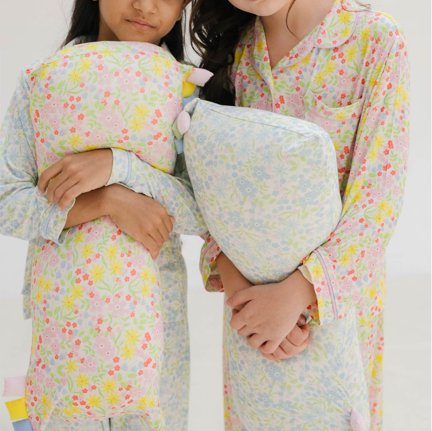 Regular Hug Pillow - Summer Pink