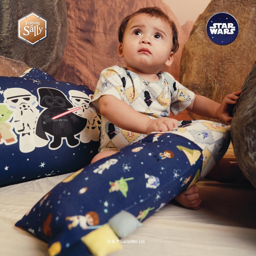 Mini Hug Pillow - Star Wars Collection