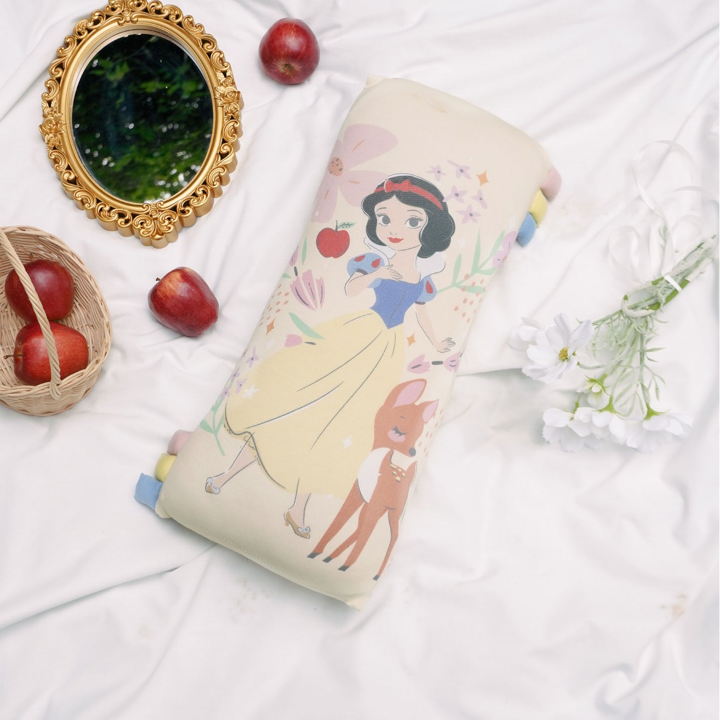 Princess Dress & Hug Pillow Snow White Edition Bundle