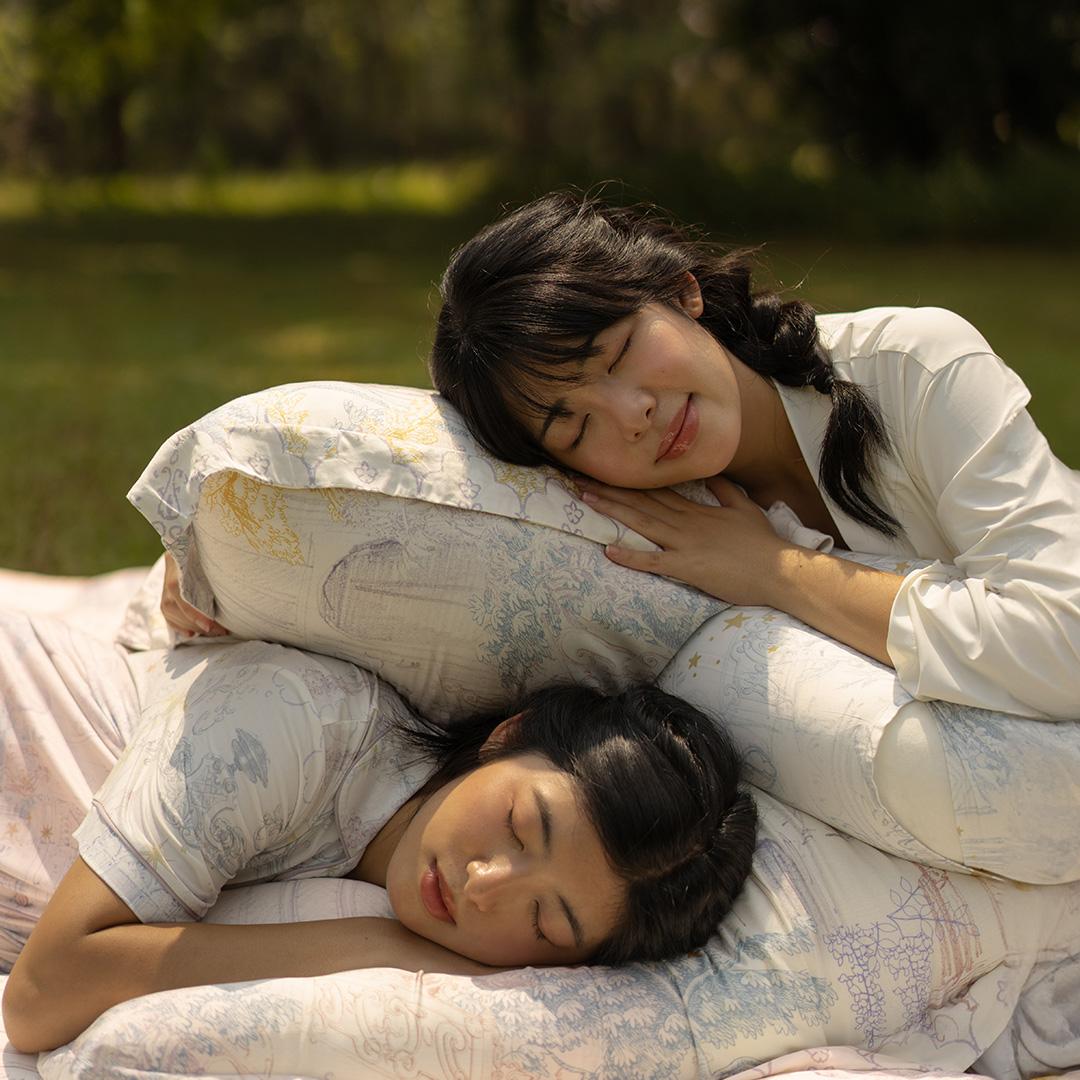 Adult Head Pillow Celeste Collection SALIE – Friends of Sally