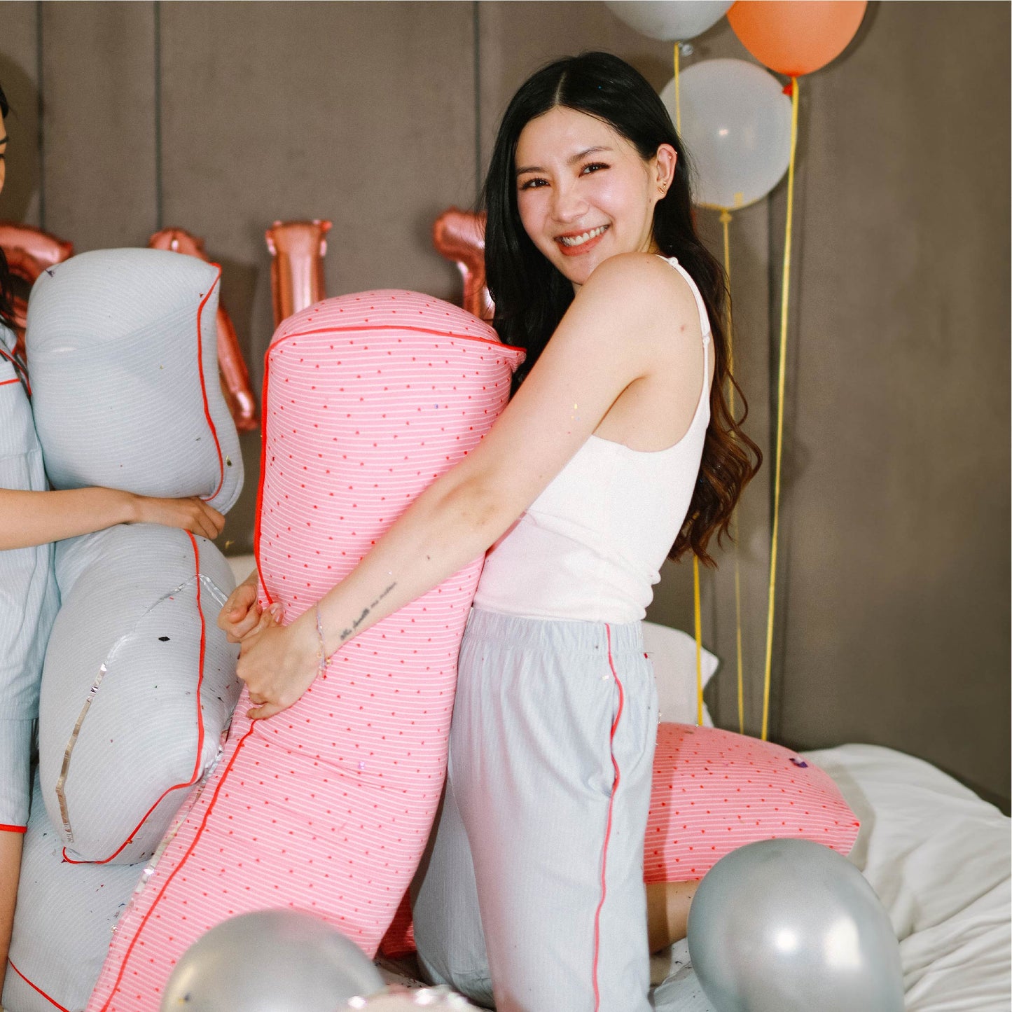 Chubby Hug Pillow Confetti Hearts - SALIE x Michimomo