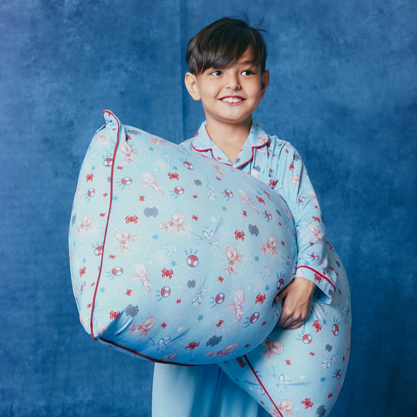 Kids & Adult Head Pillow - Marvel Spidey